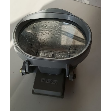 MASSIVE - FARO PER ESTERNO